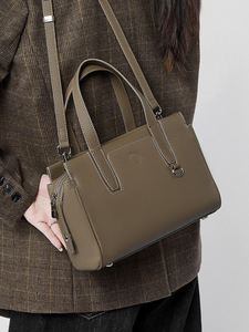 Sac fourre-tout en cuir de vachette marron de grande capacité pour dames bandoulière réglable amovible en cuir de vachette véritable pour l'été et l'hiver - Product Image 6