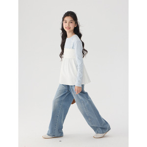 Completo Trendy Due Pezzi da <span class=keywords><strong>Bambina</strong></span>: Abito Gilet con Bretelle in Cotone Tinta Unita Stile Francese Elegante e Maniche Lunghe - Nuova Collezione Primavera 2026 - Product Image 4