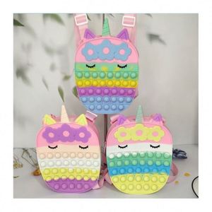 กระเป๋าเป้เด็ก TOYSRUNNER หลากสี ผลิตจากไนลอนรักษ์โลก กันน้ำ ได้รับการรับรองมาตรฐาน EN71 ปี 2022 สวยงาม สำหรับนักเรียน - Product Image 2