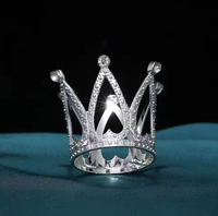 Strass-Tiara Tortendekoration Kristallkrone mit Perlen-Akzenten für Hochzeit Valentinstag Geburtstag Kuchendekoration
