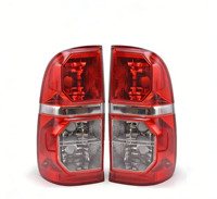 Nouveau Feu Arrière Universel Rouge 126-130 pour Hilux Vigo 2011-2014 Sans Lampe OE 81551-0K150 & 81541-0K140