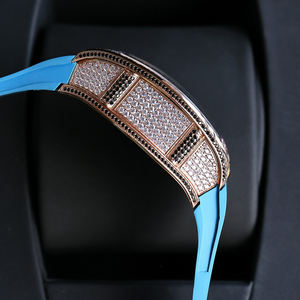 Reloj Tourbillon de Lujo con Detalles de Diamantes, Mecánico, Esqueleto, Chapado en Oro Rosa, de Alta Gama para Hombre - Product Image 3