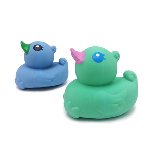 Juguetes de pato de goma natural Juguetes de baño de goma Juguetes El mordedor del bebé <span class=keywords><strong>para</strong></span> <span class=keywords><strong>3</strong></span> <span class=keywords><strong>meses</strong></span> de edad - Product Image 1