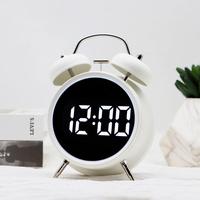 Reloj Despertador Digital Moderno con Logotipo Personalizado, Espejo LED, Sonido Superfuerte, Funciona con Batería, Doble Campana, Diseño Silencioso