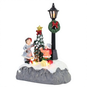 Escultura de Pueblo Navideño de Resina Pintada a Mano con Luz LED, Decoración de Escritorio, Regalo Navideño Coleccionable - Product Image 3