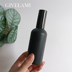 Chất Lượng Cao 5Ml <span class=keywords><strong>10Ml</strong></span> 15Ml 20Ml 30Ml 50Ml 100Ml Vòng Vai Mờ Chai Thủy Tinh Màu Đen Với Nắp Đen Mỹ Phẩm <span class=keywords><strong>Container</strong></span> - Product Image 6