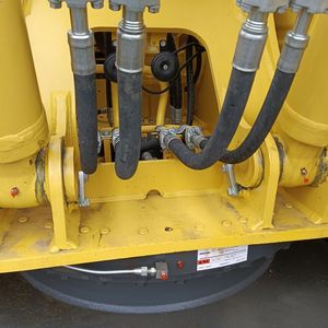 Excavatrice sur chenilles haute performance Komatsu PC200 japon équipement de construction d'occasion basses heures composants de base pompe à moteur - Product Image 3