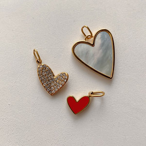 Dijes de Corazones de Lujo en Acero Inoxidable 316L con Baño de Oro PVD de 14k/18k, Resistentes al Agua, para Fabricación de Joyería, Pulseras y Collares - Product Image 3