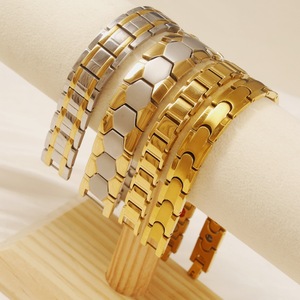 Pulsera Magnética <span class=keywords><strong>de</strong></span> Energía al por Mayor para Hombre, <span class=keywords><strong>de</strong></span> <span class=keywords><strong>Acero</strong></span> <span class=keywords><strong>Inoxidable</strong></span> y Titanio, Antiestática, Tipo Correa <span class=keywords><strong>de</strong></span> Reloj, Joyería <span class=keywords><strong>de</strong></span> Moda - Product Image 3