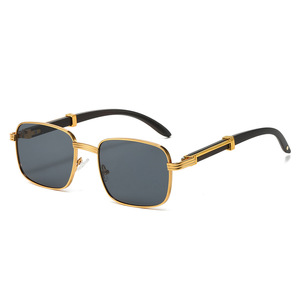 Gafas de sol rectangulares retro con montura completa, lentes degradadas, protección UV400, protección solar unisex para adultos - Product Image 2