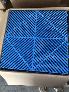 Vente en gros de tapis de sol de garage complet carrés carreaux d'<span class=keywords><strong>étanchéité</strong></span> étanches aux liquides drain indifférent polypropylène emboîtement plastique - Product Image 2