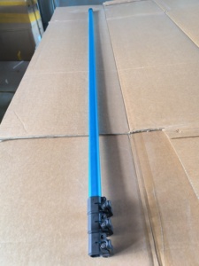 Fabriqué en Chine, perche télescopique en aluminium pour le nettoyage des panneaux solaires, brosse de toit de 4,60 m avec tuyau interne, <span class=keywords><strong>balai</strong></span> pour le nettoyage des fenêtres - Product Image 5