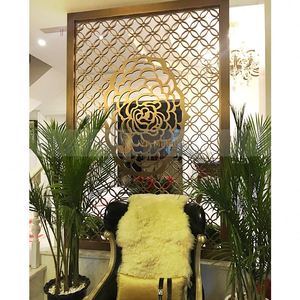 División Móvil Translúcida Artística Multifuncional Impermeable de Acero Inoxidable Geométrica de Lujo, Diseño Personalizado de Alta Gama - Product Image 2