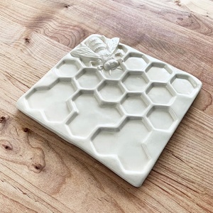 Mornsun Bohème Design Personnalisé Artiste Céramique Abeille <span class=keywords><strong>Aquarelle</strong></span> Palettes Unique Fait Main En Gros Peinture <span class=keywords><strong>Palette</strong></span> Plateau pour Cadeaux - Product Image 2