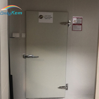 Porte battante entièrement encastrée pour chambre froide avec charnière YL, serrure en acier inoxydable, ferme-porte intégré et plaque antidérapante en aluminium pour chambre froide américaine