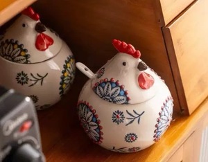 Pot à épices en céramique en forme de poussin, salière haut de gamme, récipient à épices de cuisine, couvercle antibactérien anti-humidité avec cuillère - Product Image 5