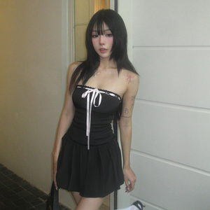 Robe mini sans bretelles style sexy américain avec nœud papillon, coupe ajustée pour femme, jupe plissée sculptante, robe chic et tendance - Product Image 2