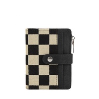 Dompet Mini Lucu Trendi dengan Kancing, Tempat Kartu Bermotif Kotak-kotak, Dompet Koin, Dompet Pendek Kulit PU untuk Perjalanan, Tempat Kartu Identitas dan Kartu Kredit Wanita