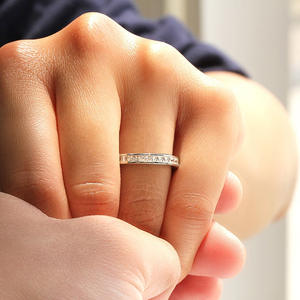 T0774 Anello da Donna in Oro Bianco con Diamante Taglio Brillante Rotondo Colore G Naturale Classico Anello Nuziale - Product Image 3