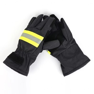 Gants de sécurité ignifuges certifiés 3C - Résistants aux flammes, aux hautes températures et isolants thermiquement - Product Image 3