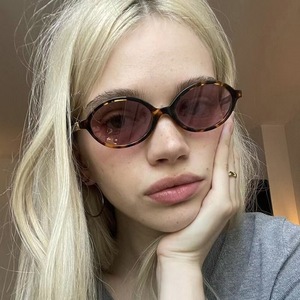 Jamie 9432 Oval Small Frame Sunglasses Black Plastic Full Frame UV400 Class 2 Sunshades For Women Retro Korean Style - Product Image 1