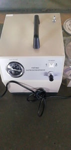 Mesin hisap bedah untuk osilat rumah sakit, peralatan sedot elektrik medis Harga kompetitif dengan toples ganda - Product Image 3