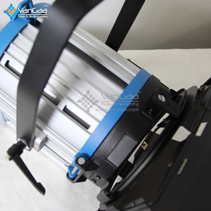 Nhỏ gọn <span class=keywords><strong>Arri</strong></span> <span class=keywords><strong>Hmi</strong></span> Fresnel Ánh Sáng Tại Chỗ 1000 wát - Product Image 6