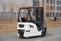 Chariot élévateur électrique Solreign CPD 1,5 tonne avec batterie lithium 48V, moteur AC, certifié CE, garantie 24 mois, levage 3m