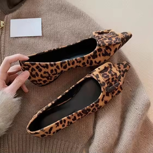 Nouvelles sandales à talons aiguilles en cuir de vachette noir à bout pointu et résistantes à l'eau pour femmes, style 2026 - Product Image 2
