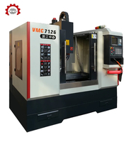 Centre d'usinage vertical CNC compact VMC7136 haute précision à vente rapide avec broche BT40, largement utilisé pour l'usinage des métaux