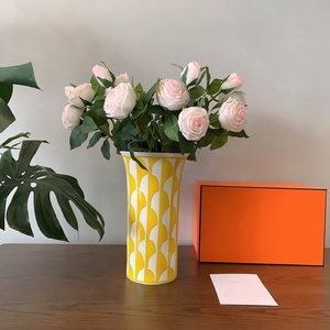 Vase en céramique écologique de luxe motif tournesol, design Europe-Amérique, peinture sous glaçure moderne, décoration maison et jardin, cadeau - Product Image 1