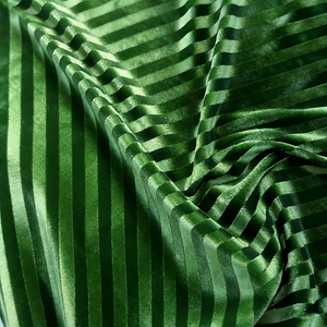 Многоцветная ткань из 95% полиэстера и 5% спандекса с вертикальными полосами, мягкий вельвет для модной одежды - Product Image 5