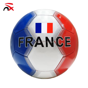 ลูกฟุต<span class=keywords><strong>บอล</strong></span>ขนาดพิเศษ ของที่ระลึกสำหรับแฟนฟุตบอลเฮติ อุปกรณ์กีฬา ลูกฟุต<span class=keywords><strong>บอล</strong></span>ลายธงชาติเฮติ - Product Image 3