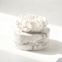 Diffuseur d'huiles essentielles en céramique parfumée, fait main, en porcelaine blanche, motif pivoine, pour la maison