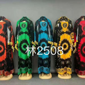 ชุดเดรสคลุมแบบลำลองแฟชั่นใหม่สำหรับสตรีชาว<span class=keywords><strong>มุสลิม</strong></span> คอเสื้อแบบสวน ลายพิมพ์หลวมๆ สไตล์ตะวันออกกลาง ชุดประจำชาติของสตรีอาหรับ - Product Image 4