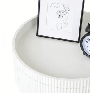 Petite table de chevet ronde blanche avec plateau de rangement amovible et table basse en bois massif à trois pieds pour chambre à coucher, salon - Product Image 3