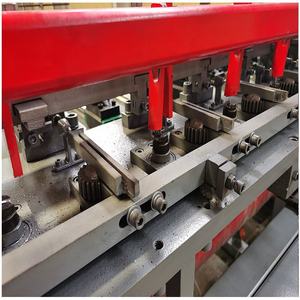 Máquinas para Fabricar Cercas Tipo Palisada de Nuevo Tipo, Máquina Automática para Fabricar Cercas de Malla de Alambre <span class=keywords><strong>Veld</strong></span> Span - Product Image 2