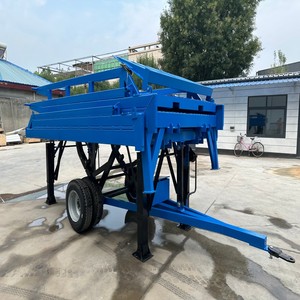 Rampe de chargement <span class=keywords><strong>mobile</strong></span> compacte à trois sections, 12 tonnes, hydraulique, pour conteneurs, rampe de chargement portable à trois sections pour chariot élévateur, pour entrepôt - Product Image 1