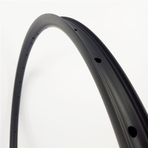 Aro de Bicicleta de <span class=keywords><strong>Carbono</strong></span> de Alta Gama SoarRocs de <span class=keywords><strong>29</strong></span> Pulgadas para <span class=keywords><strong>MTB</strong></span> XC con Freno de Disco, Acabado Mate UD sin Gancho - Product Image 3