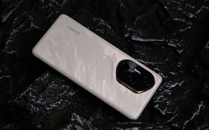<span class=keywords><strong>HONOR</strong></span> 300 Pro 5G Smartphone di Nuova Generazione con Sn8, Ricarica Super Veloce 100W, Tripla Fotocamera da 50MP, Telefono Cellulare con Fotocamera Posteriore da 50MP, MagicOS, Supporta CDMA LTE - Product Image 5