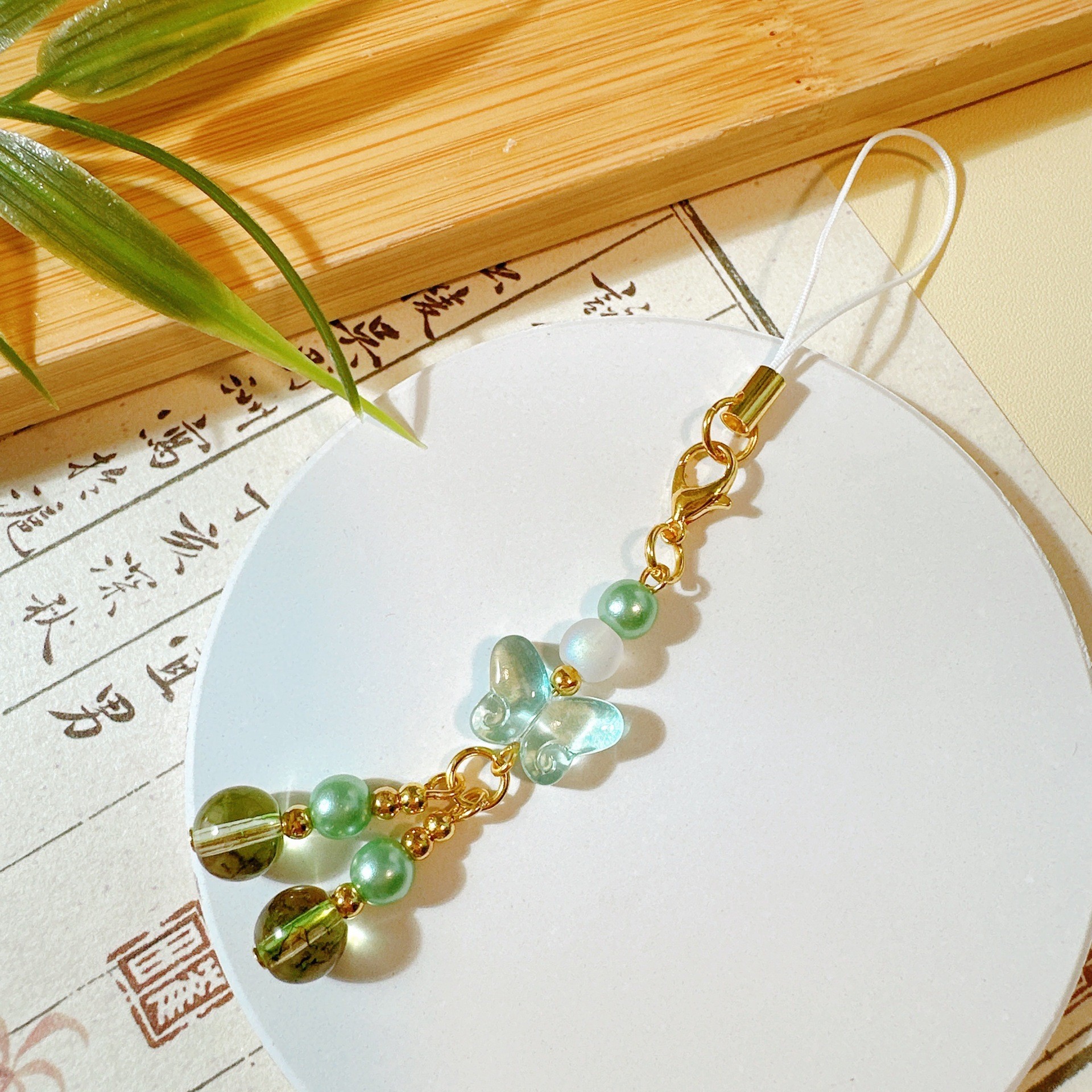 25a48 เคลือบผิว ผีเสื้อเล็ก สีเขียว