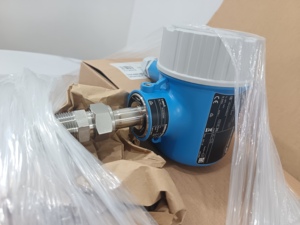 เครื่องวัดอัตราการไหลแบบเทอร์มอล Proline T-mass B 150  วัสดุสแตนเลสและพลาสติก รุ่น OEM 6BABL1 ระดับการป้องกัน IP66/67 แบบหน้าแปลน - Product Image 2