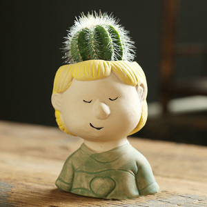 Venta al por mayor de diseño pintado <span class=keywords><strong>a</strong></span> <span class=keywords><strong>mano</strong></span> figura humana niñ<span class=keywords><strong>a</strong></span> cara cerámica suculenta maceta planta Cactus <span class=keywords><strong>Macetas</strong></span> - Product Image 3