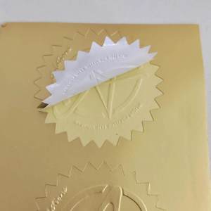 Etiqueta Adhesiva de Lujo con Logotipo Personalizado en Color Dorado para Tiendas de Ropa, Sellado de Empaques, Diseño de Marca, Impresión de Etiquetas para Pequeñas Empresas - Product Image 6