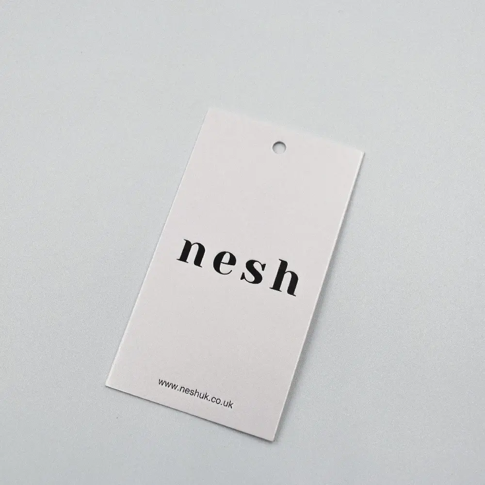 Custom Fashion Design Logo Merknaam Hoge Kwaliteit Kleding Tags Labels Custom Papier Hang Tags Met Touwtje Voor Kleding