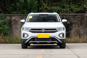 Nuovissimo SUV Volkswagen <span class=keywords><strong>T</strong></span>-<span class=keywords><strong>Roc</strong></span> 300TSI 2026 a due ruote motrici, compatto, con tempi di consegna ridotti - Il più venduto! - Product Image 3