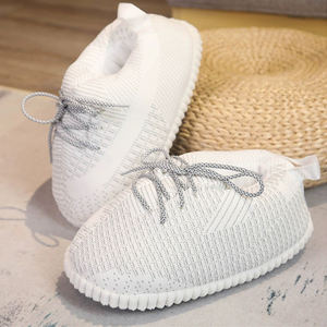 Precio de fábrica Popular exquisitos diseños invierno cálido felpa Adolescente Adulto interior casa zapatillas Zapatillas - Product Image 4