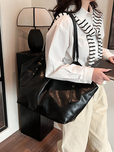 Nouveauté grande capacité dames sac fourre-tout 2025 été dames luxe sac dames mode épaule bureau sac - Product Image 4