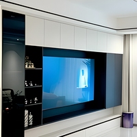 Meuble mural multimédia de style italien, luxe discret, armoire de rangement modulaire sur mesure pour projets résidentiels haut de gamme