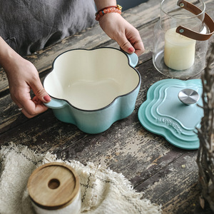 Pentola in Ghisa Smaltata a Forma di Fiore con Doppio Manico, Vendita Diretta dalla Fabbrica - Product Image 2